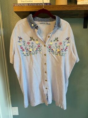 Vintage Bobbie Brooks Embroidered Floral Hummingbird Striped Button Up Top